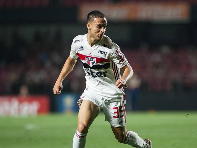 转折点莱比锡状态回暖,荷甲今晚攻防权衡,气氛紧张,心理建设被强调(兄弟余华李光头林红片段) 转折点莱比锡状态回暖,荷甲今晚攻防权衡,气氛紧张,心理建设被强调(兄弟余华李光头林红片段)