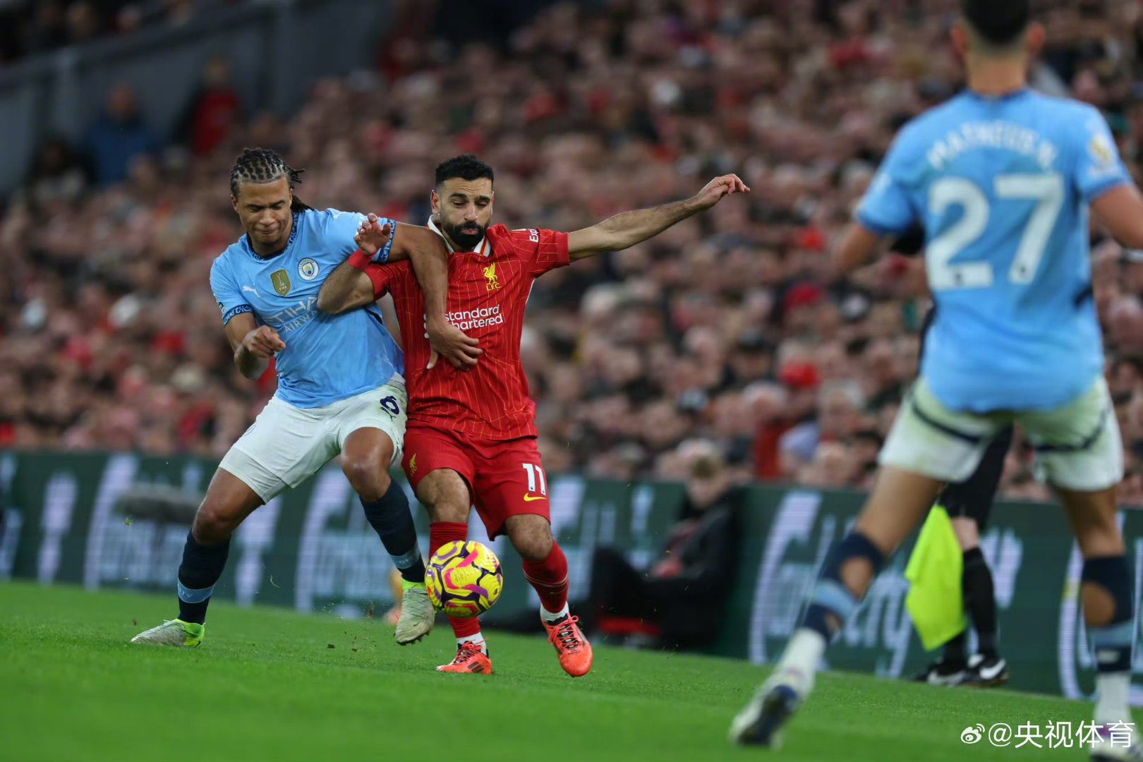 欧联赛程吃紧；利物浦窗口期篮板制胜；气氛紧张；身体对抗强度拉满(欧联赛直播在线观看)